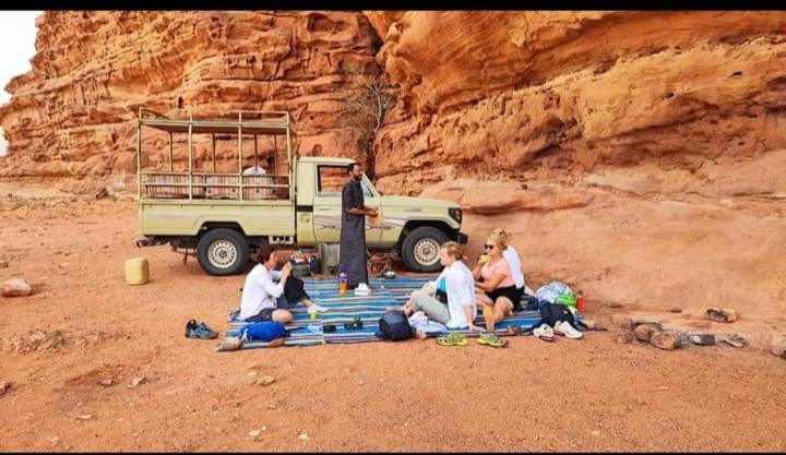 Wadi Rum Secrets Camp Eksteriør bilde